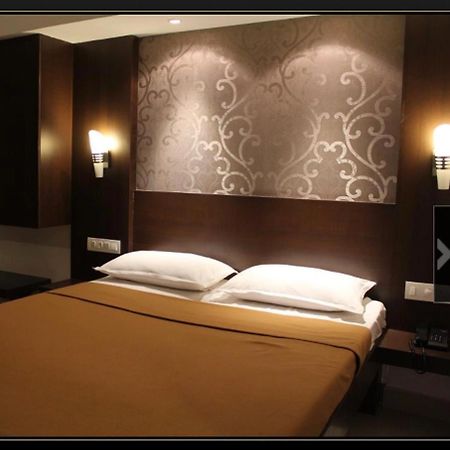 Hotel Aashraya Mysore Exterior photo