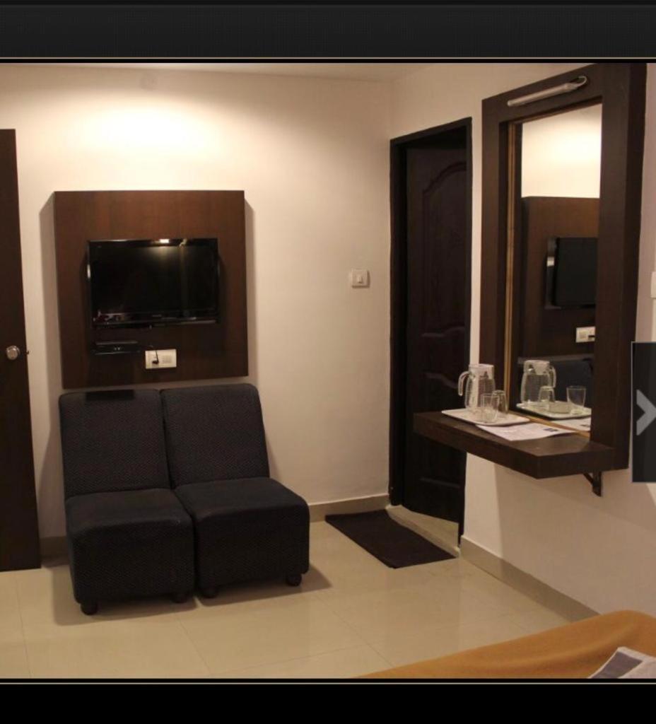 Hotel Aashraya Mysore Exterior photo